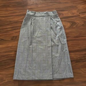 Uniqlo skirt